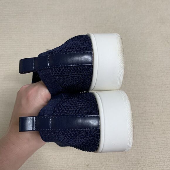 Steve Madden BEALE Sz 10 Navy Knit Fabric Slip On Low Top Shoes Womens Comfort - Picture 7 of 11